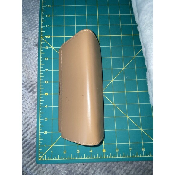 Burberry Brown Case for Glasses or sunglasses - Picture 10 of 10